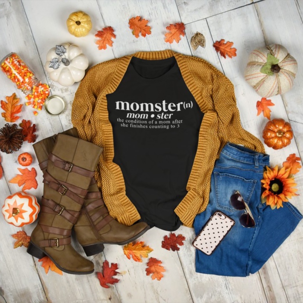 Momster - Funny Mom T-shirt LOL